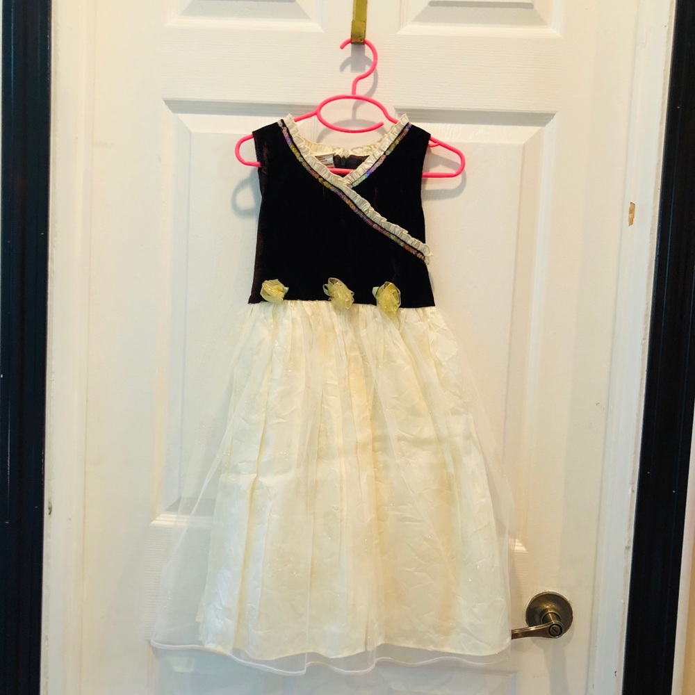 Brown and yellow dress - Picture 1 of 5